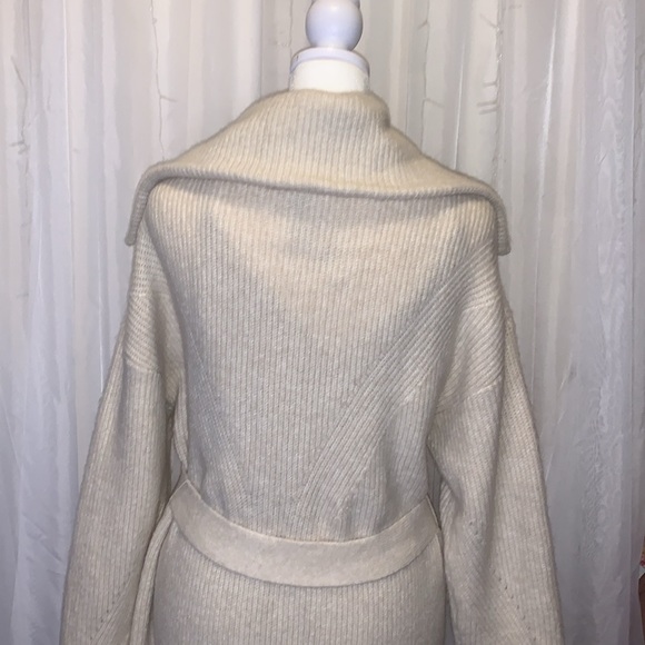 Express Ribbed Collared Belted Duster Cardigan - Picture 8 of 10